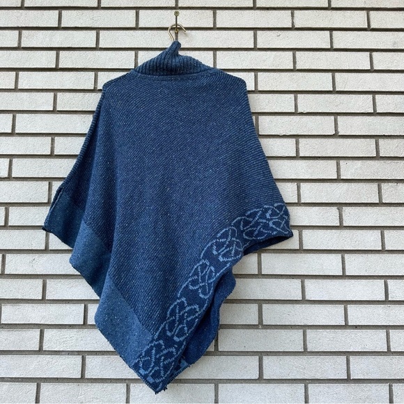 Bill Baber Donegal Merino Wool Celtic Knot Poncho Cape Blue Scotland OS - Picture 5 of 9